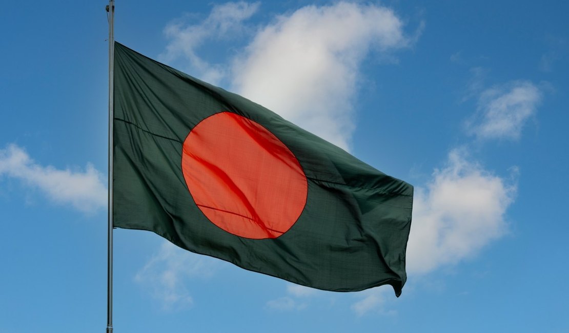 Incêndio em resort de praia deixa ao menos 10 mortos