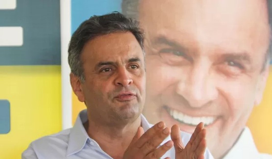 Aécio afirma que marqueteiro de Dilma usa técnicas do Nazismo de Hitler durante propaganda