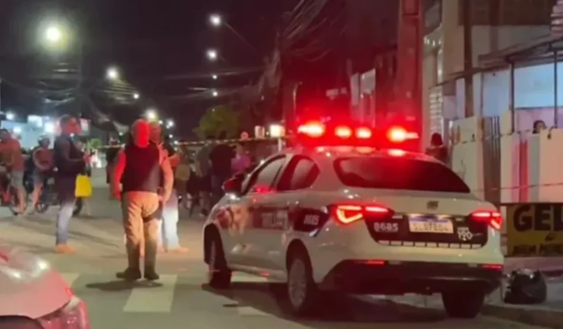 Homem é morto a tiros após discussão por causa de chocolate em bar