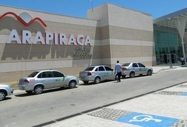 Jovem invade loja do Arapiraca Garden Shopping, tenta furtar e é detida por seguranças