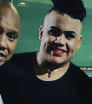 Cantor diz ter sido estuprado por Anderson Leonardo, vocalista do grupo Molejo