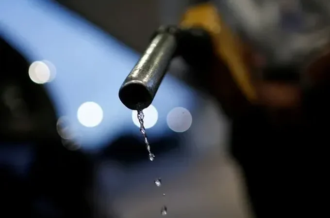 Ministério da Fazenda deve prorrogar subvenção de R$ 0,44 da gasolina