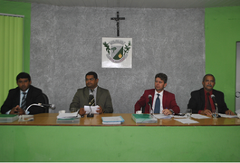 Vereadores de Arapiraca solicitam construção de nova sede da Câmara Municipal