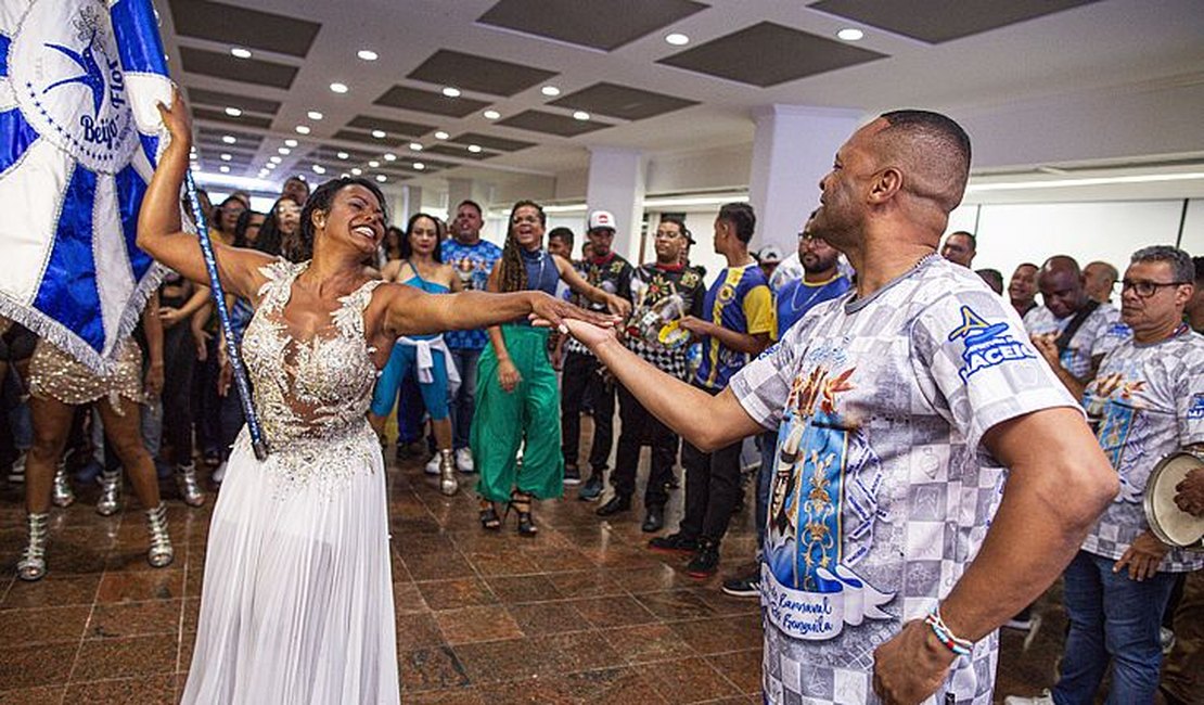 Escolas de samba de Maceió participam de oficinas com integrantes da Beija-Flor