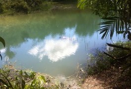 Corpo é encontrado boiando em açude, em Alagoas