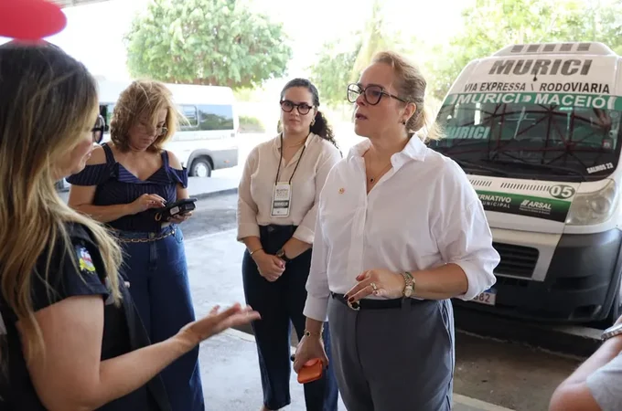 Motoristas de vans são denunciados por cobrar e ameaçar eleitores neste domingo, dia de votação do 2º turno