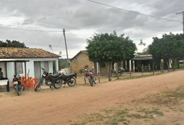 Criminoso invade casa e tenta matar adolescente em Taquarana