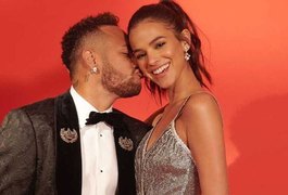 Neymar dá festa de aniversário antecipada para Bruna Marquezine