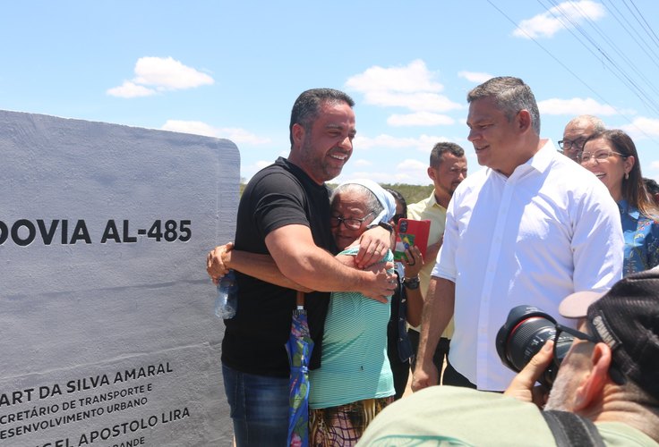 Governo de Alagoas encerra o ano com 47 municípios contemplados por obras de mobilidade urbana