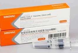 Testada no Brasil, CoronaVac é aprovada para uso emergencial na China