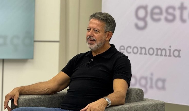 Em entrevista, Lira projeta JHC para o Governo de Alagoas e analisa embate entre Lula e Flávio Bolsonaro