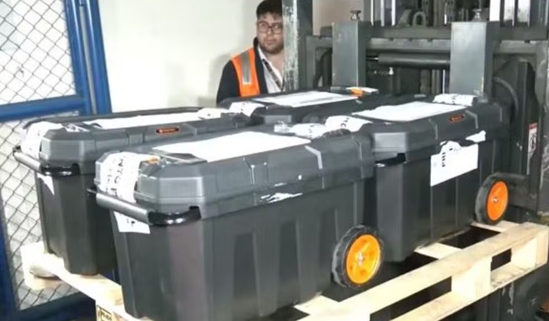 Bolívia apreende 189 kg de ouro em jatinho de empresário brasileiro com destino a Dubai
