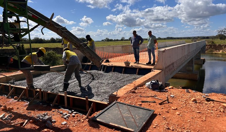Prefeitura de Penedo conclui mais uma etapa da construção da ponte da Ponta Mofina