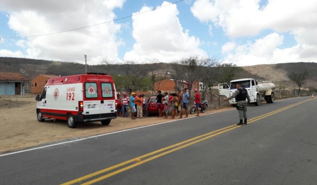 Motociclista fica ferido após bater em carro de ex-vereador, em Traipu