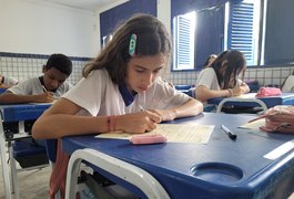 Mais de 330 mil estudantes fazem as provas da Olimpíada Brasileira de Matemática das Escolas Públicas