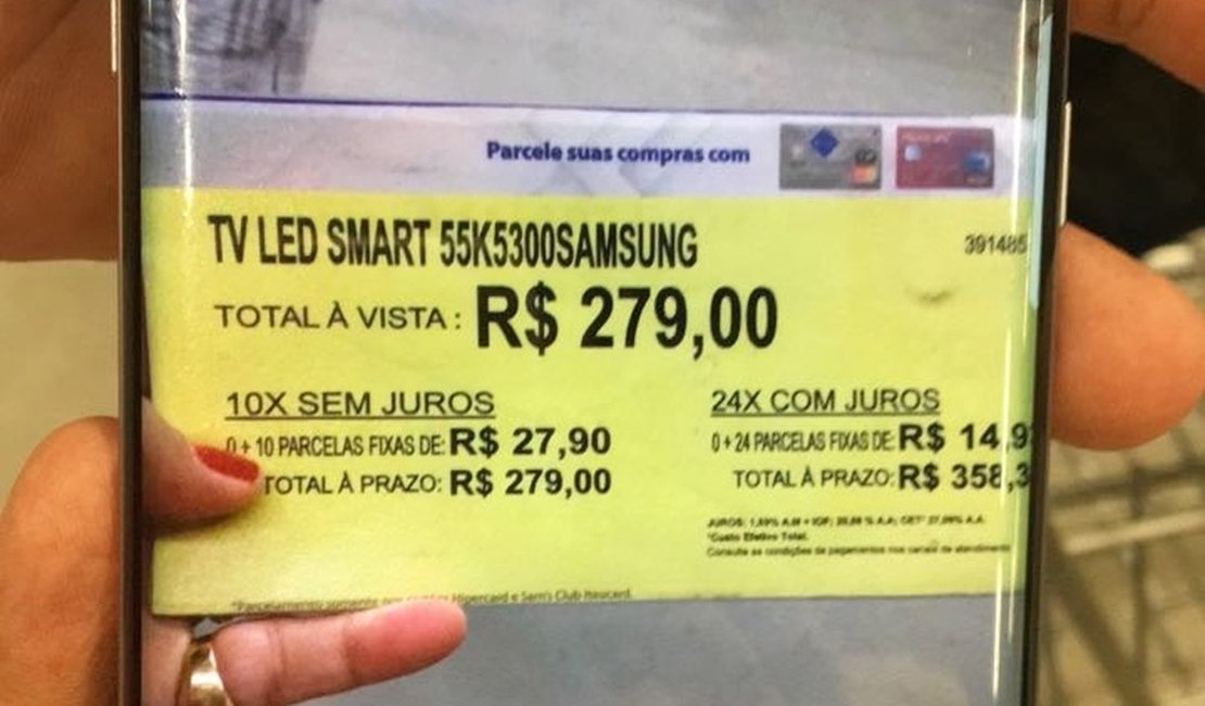 Loja oferece smart TV por R$ 279 e causa confusão ao dizer que errou preço na etiqueta