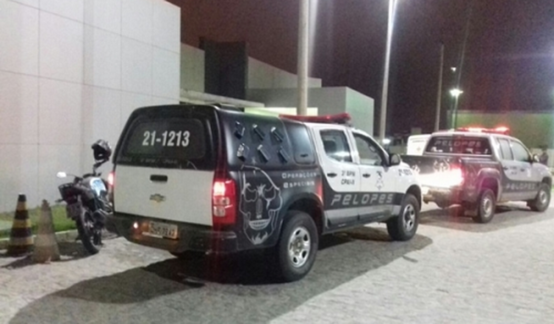 Sargento da reserva é atingido após tiroteio no bairro Baixão, em Arapiraca