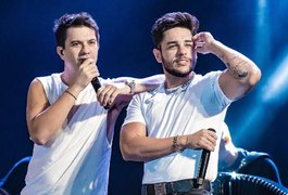 Carreta da dupla Hugo & Guilherme sofre acidente na estrada