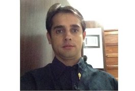 'Baixinho boiadeiro' posta vídeo falando sobre o motivo da morte de seu pai