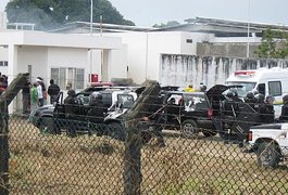 Reeducando é decapitado e tem cabeça colocada na barriga, no Cadeião