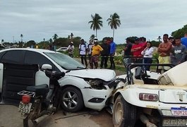 Turistas se envolvem em acidente com buggy, no litoral Norte de Alagoas