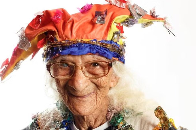 Morre a multiartista Efigênia Rolim, em Curitiba