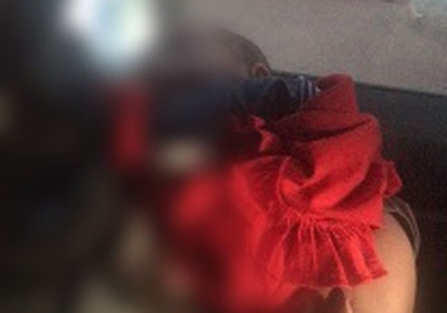 Bebê é encontrado abandonado em caixa de sapato no Benedito Bentes