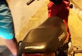 Jovem é flagrado praticando direção perigosa e tem moto apreendida em Arapiraca
