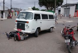 Condutores pegam contramão simultaneamente e acabam se envolvendo em acidente de trânsito