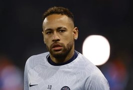 Neymar chega a acordo com Barcelona e espera liberação do PSG, diz TV