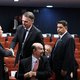 Bolsonaro e Cid apertam as mãos antes de interrogatório ao STF