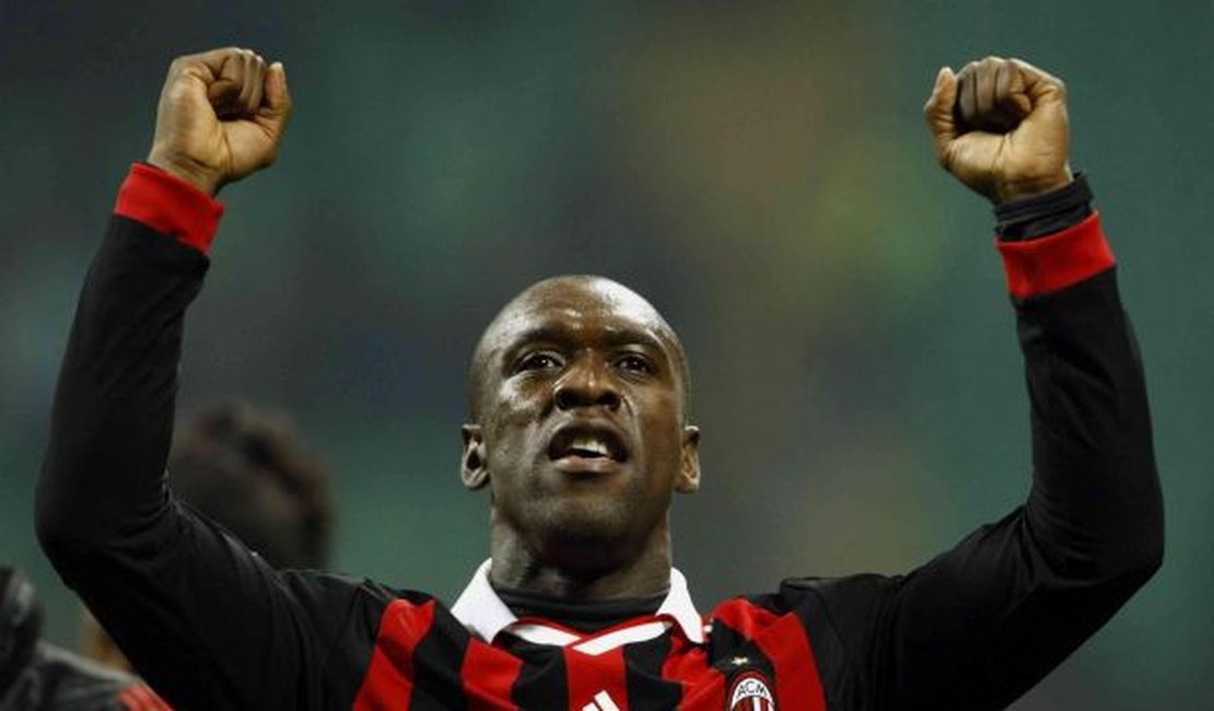 Seedorf anuncia que será treinador do Milan e se retira dos gramados