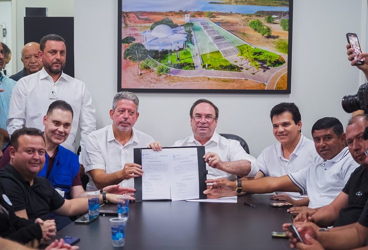 Luciano e Arthur Lira assinam Ordem de Serviço para  2ª etapa da Marginal do Piauí