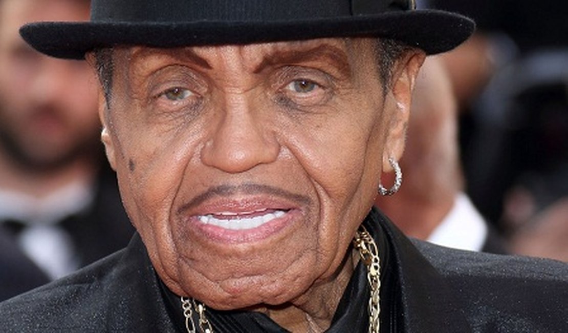 Pai de Michael Jackson luta contra câncer terminal