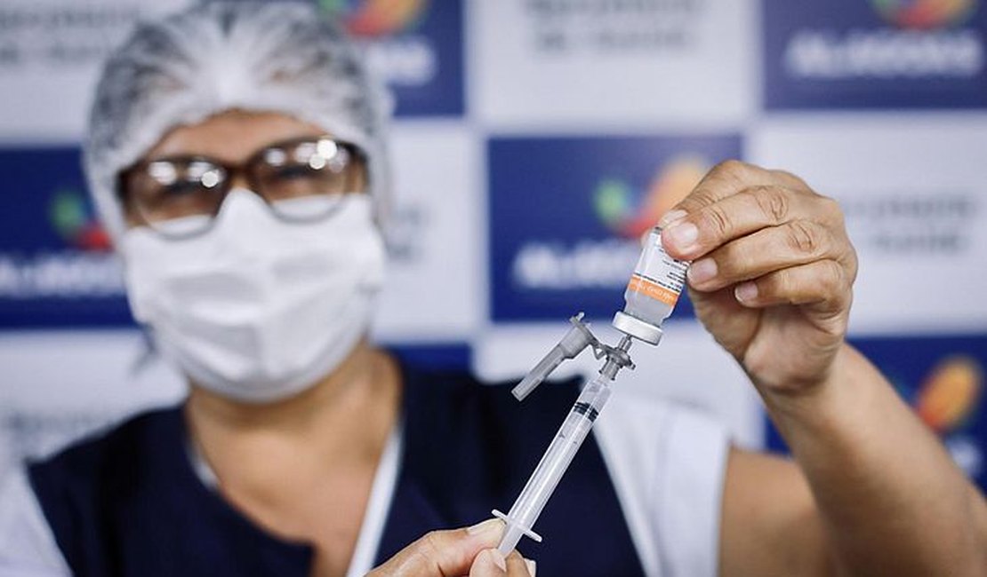 Arapiraca reforça campanha de vacinação contra a Covid-19 e convoca a população