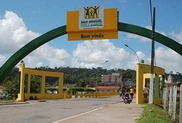 Grávida de apenas um bebê insiste que dará à luz trigêmeos, em São Miguel dos Campos