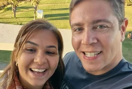 Vítima de acidente de trânsito, noiva de apresentador da Record morre dois meses antes do casamento