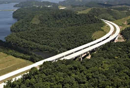 Caminhão interdita Rodoanel em São Paulo e PM é acionada