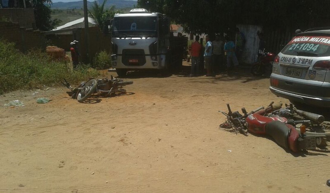 Motociclista sofre fratura exposta após acidente em Coité do Nóia