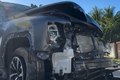 Carro colide contra duas motos e derruba poste de energia elétrica em Paripueira