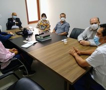 Severino Pessoa e reitor Josealdo Tonholo discutem investimentos para a Ufal