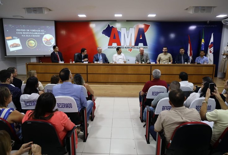 Painel da transparência para eventos públicos é tema de reunião entre MPAL, MPC, TCE e municípios alagoanos