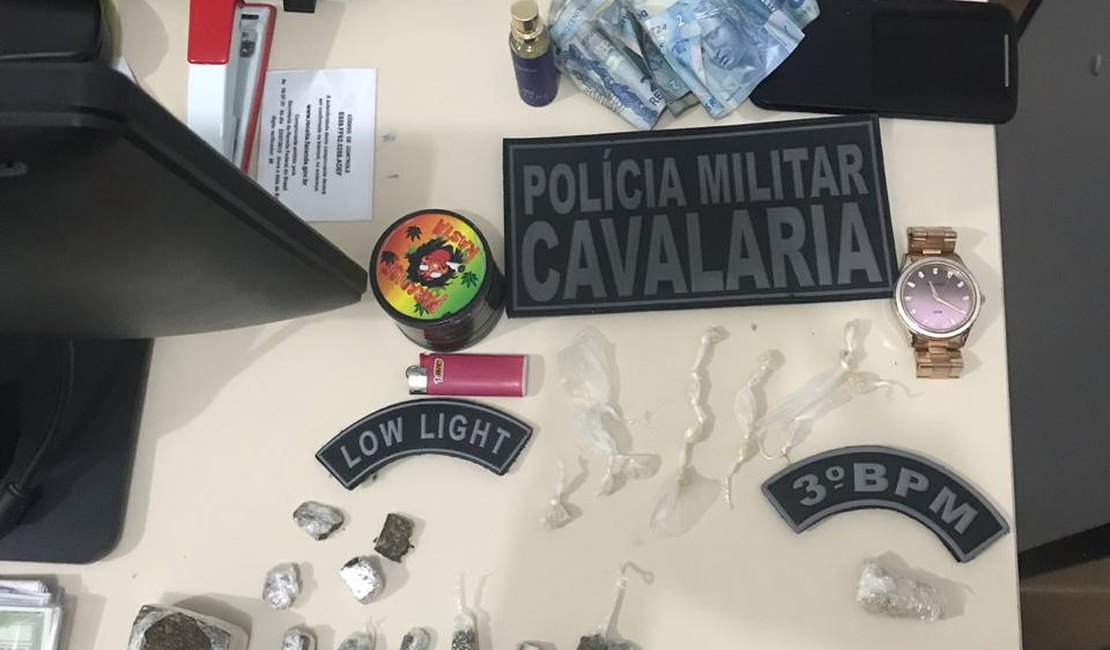 Casal é detido com crack e maconha no Centro de Arapiraca