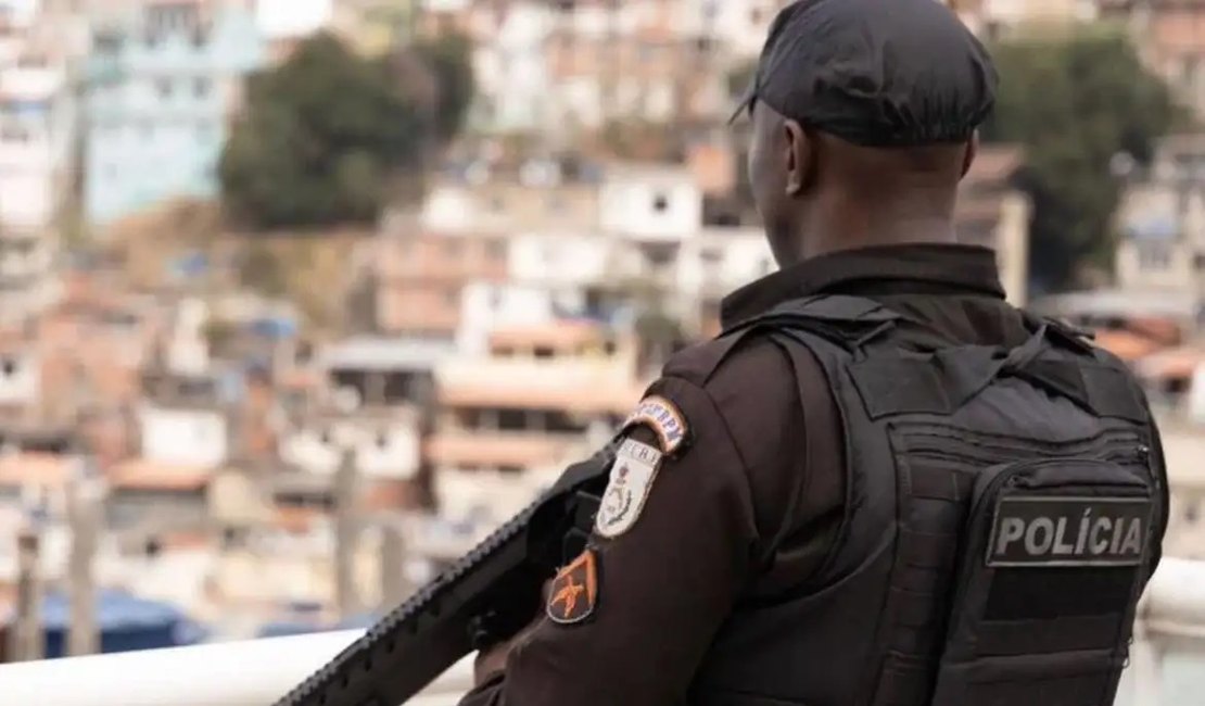 Cinco pessoas morrem em operação contra o tráfico de drogas no Rio