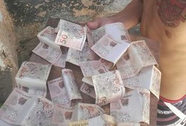 Menor que 'ostentava' dinheiro de tráfico é apreendido com drogas