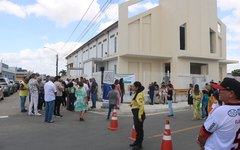 Moradores do bairro são luiz recebem 27 ruas pavimentadas