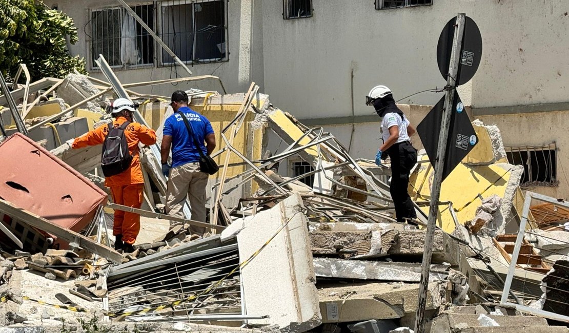 Polícia Científica realiza novas perícias no local da explosão que deixou três mortos em Maceió