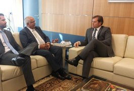 Rogério Teófilo participa de intensa agenda política em Brasília