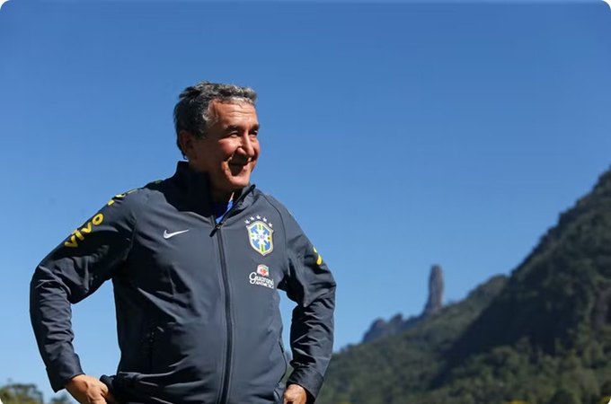 Carlos Alberto Parreira tem melhora e respira sem ajuda de aparelhos
