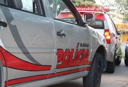 Homem de 102 anos tenta matar irmão de 75 anos com golpes de foice na cabeça